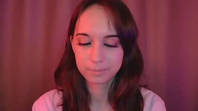 Snapshot of VeraLush chatting on 01-07-26, 03:14 VeraLush online show from 01-07-26, 03:14