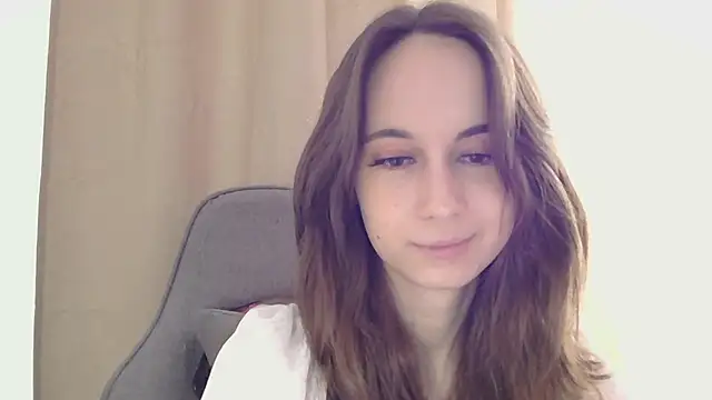 Snapshot of VeraLush chatting on 02-23-26, 12:02 VeraLush online show from 02-23-26, 12:02