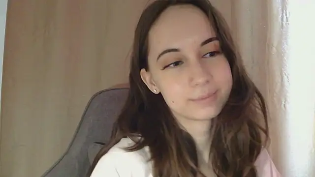 Snapshot of VeraLush chatting on 03-04-26, 01:50 VeraLush online show from 03-04-26, 01:50