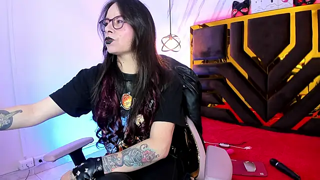 Evangelinejoness  online show from 10-18-25, 11:33