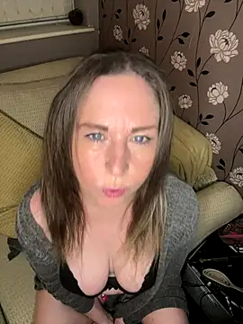 foxy-Chantelle online show from 12-19-25, 08:27