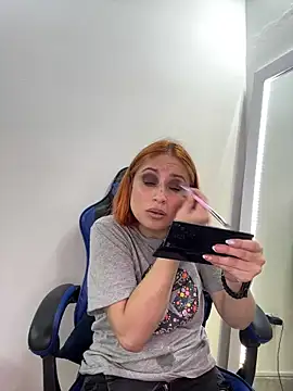 Adeline 1 online show from 11-12-25, 09:25