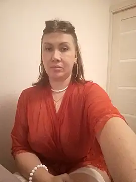 Ambika beauty online show from 02-25-26, 04:49