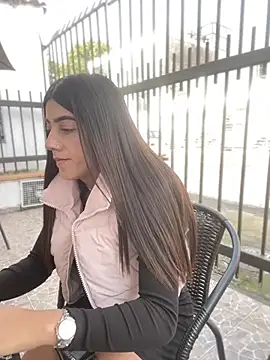 Snapshot of ElectraPink_ chatting on 03-02-26, 01:51 ElectraPink online show from 03-02-26, 01:51