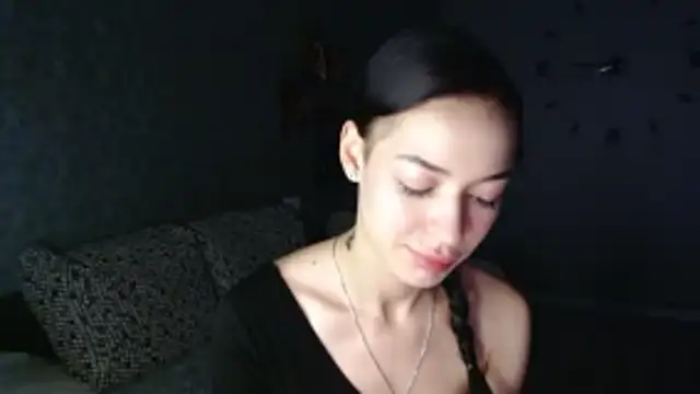 Daphne Darkthorn online show from 11-03-25, 04:14