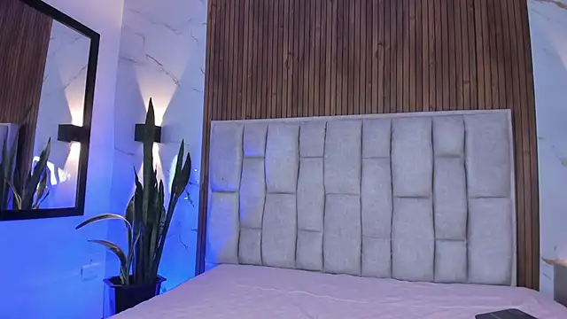 Sassha ferrer online show from 02-25-26, 11:09