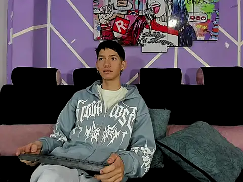 heyy noah11 online show from 02-13-26, 01:29