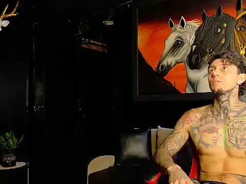 Molotov Explosive online show from 11-18-25, 04:44