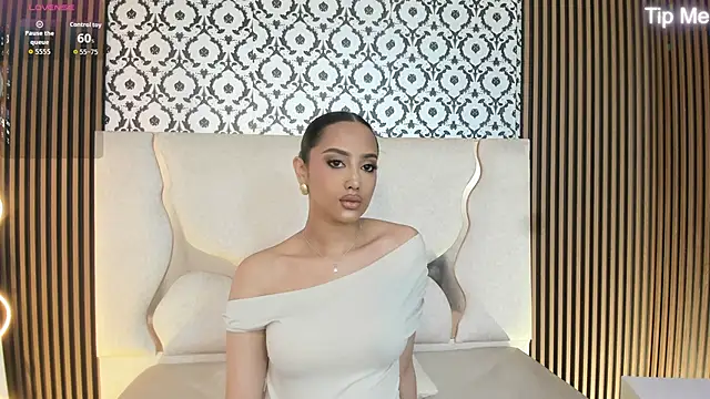 BEELLA TAY1 online show from 10-23-25, 01:43