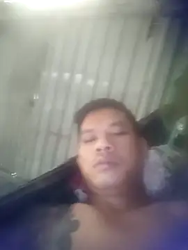 Dothanhthuan555 online show from 12-15-25, 04:06