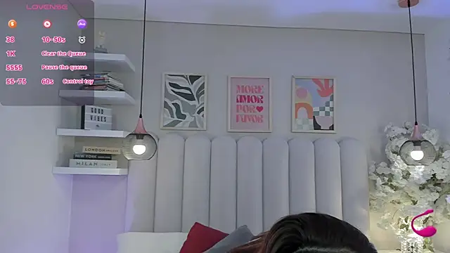 Isabella  gonzalez  online show from 10-25-25, 03:58