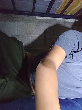 Snapshot of axel-spr chatting on 10-31-25, 05:08 axel-spr online show from 10-31-25, 05:08