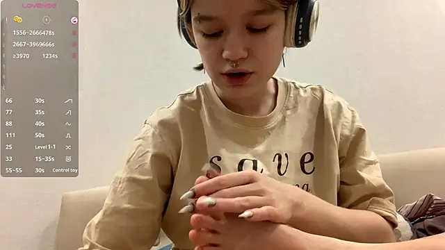 LorRebak online show from 12-19-25, 02:57