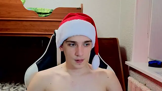 sweeetangeel online show from 12-18-25, 06:14