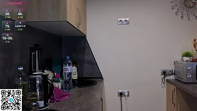 Snapshot of CrickSex chatting on 11-11-25, 07:58 CrickSex online show from 11-11-25, 07:58