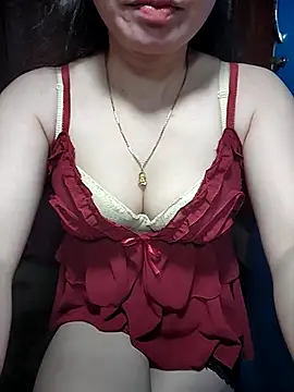 LeanaLy online show from 11-03-25, 07:42