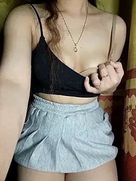 LinaCii online show from 10-29-25, 02:14