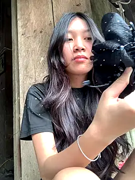 linh-lan1 online show from 10-29-25, 06:59