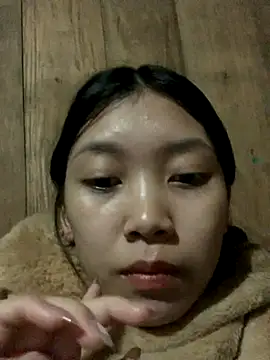 linh-lan1 online show from 11-18-25, 02:54