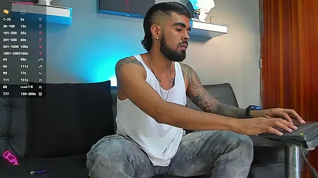 Snapshot of black_kameron_ chatting on 10-28-25, 09:50 black kameron  online show from 10-28-25, 09:50