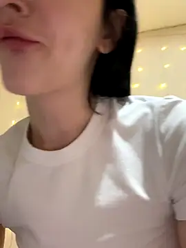  LovelyDana  online show from 12-04-25, 08:39