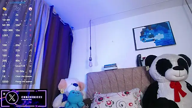 Snapshot of Chriss-ricci chatting on 10-21-25, 04:02 Chriss-ricci online show from 10-21-25, 04:02