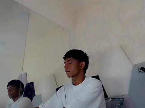 Mick storm online show from 11-05-25, 06:52