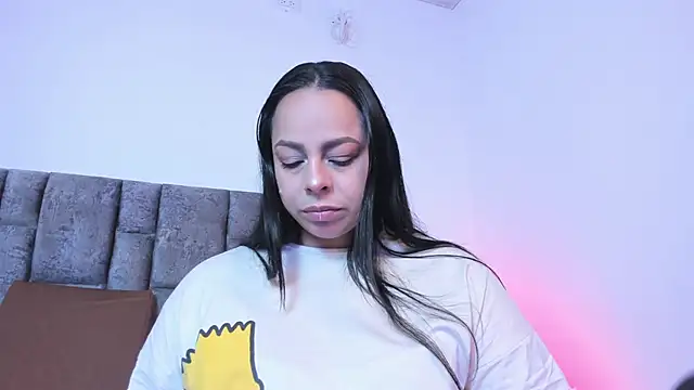 MILA QUINN online show from 10-22-25, 12:05