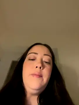 Amyblackheartxox online show from 10-16-25, 04:46