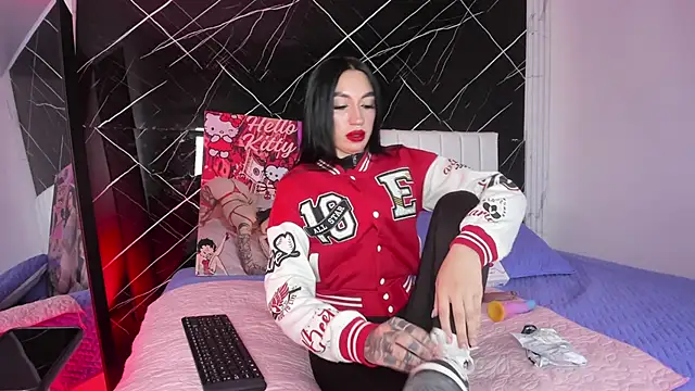 Snapshot of Candy_leilaa3 chatting on 02-05-26, 04:17 Candy leilaa3 online show from 02-05-26, 04:17