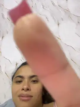 safadinhaquenteW online show from 10-18-25, 04:04