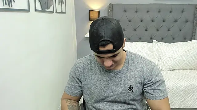 violeta and maxx online show from 12-18-25, 12:17