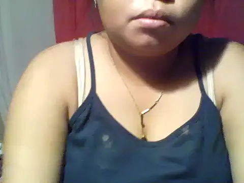 Snapshot of sweet_rhetta04 chatting on 10-15-25, 01:17 sweet rhetta04 online show from 10-15-25, 01:17