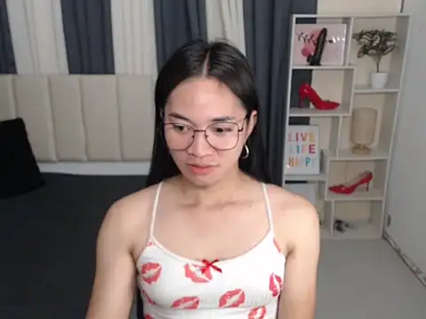 PetiteAsianMarian online show from 10-15-25, 10:15