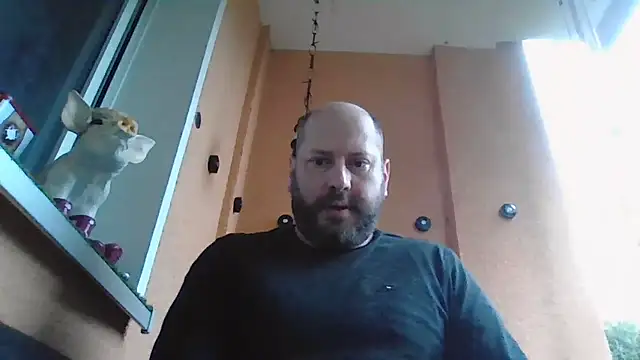 Couplemanxt1986 online show from 10-16-25, 04:19
