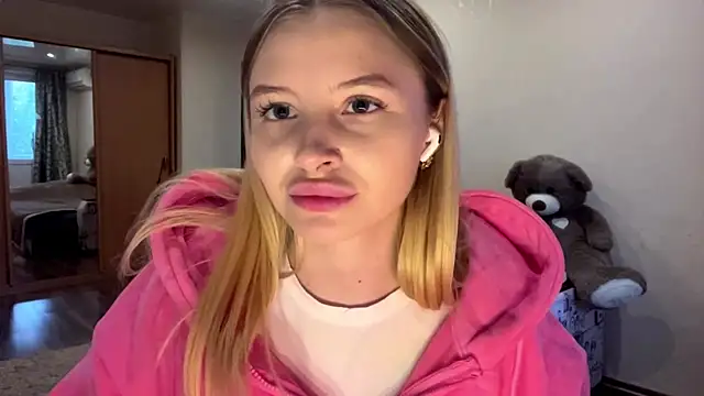 VictoriaMystery online show from 10-14-25, 02:18