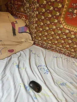 Sextigr2003 online show from 10-28-25, 03:25