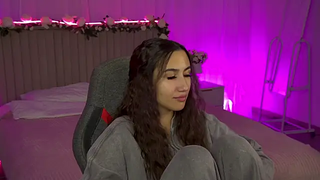 RebeckaThornton online show from 11-20-25, 05:56