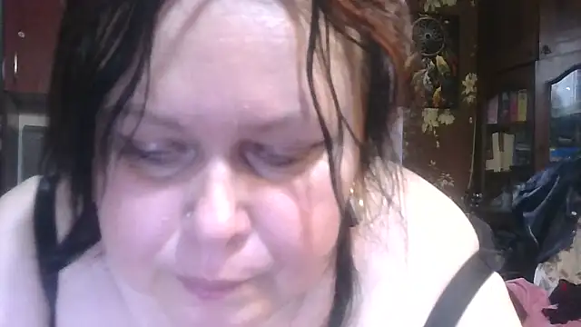 CharleeKendall online show from 12-17-25, 10:54