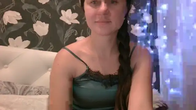 Snapshot of GiaaCaranggi chatting on 11-27-25, 07:49 GiaaCaranggi online show from 11-27-25, 07:49