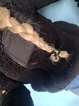 fernanda15 online show from 10-29-25, 11:12