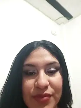 Pocahont as online show from 10-14-25, 03:51