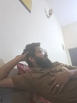 Snapshot of Memonsait1 chatting on 02-15-26, 04:03 Memonsait1 online show from 02-15-26, 04:03