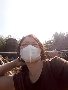 Snapshot of nat-tri chatting on 12-22-25, 03:47 nat-tri online show from 12-22-25, 03:47