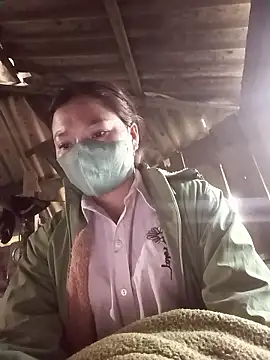 Snapshot of nat-tri chatting on 01-17-26, 10:09 nat-tri online show from 01-17-26, 10:09