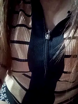 Snapshot of nat-tri chatting on 02-13-26, 05:20 nat-tri online show from 02-13-26, 05:20