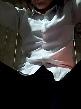 Snapshot of nat-tri chatting on 02-18-26, 05:25 nat-tri online show from 02-18-26, 05:25