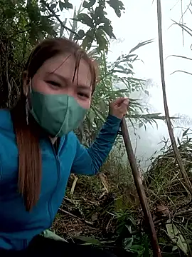 Snapshot of nat-tri chatting on 02-25-26, 03:38 nat-tri online show from 02-25-26, 03:38