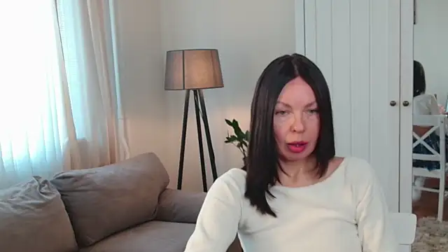 LittleNicolee online show from 01-12-26, 12:54