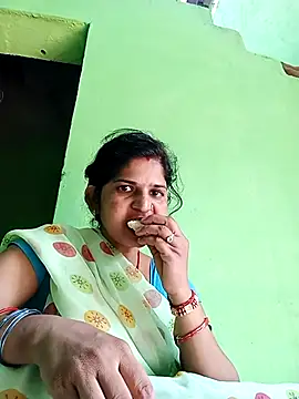 Karishma cute online show from 11-22-25, 06:45